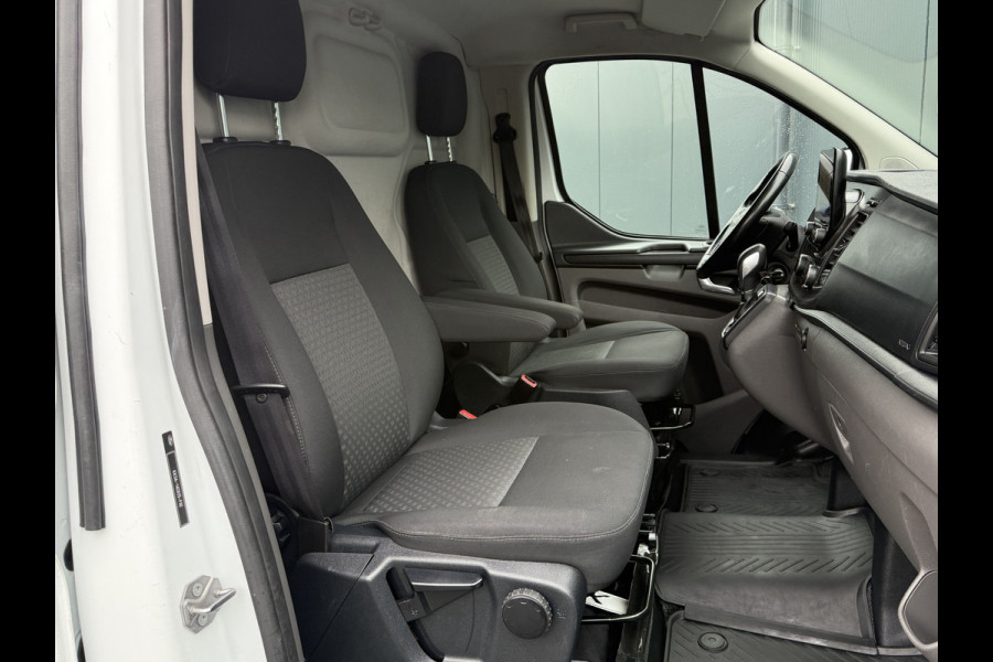 Ford Transit Custom 2.0 TDCI 130 PK AUTOMAAT / L2H1 / TREND / TREKHAAK / CRUISE / CAMERA / NAVI / LED