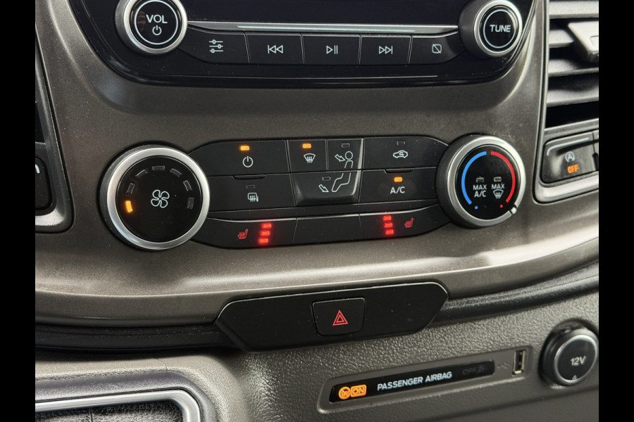 Ford Transit Custom 2.0 TDCI 130 PK AUTOMAAT / L2H1 / TREND / TREKHAAK / CRUISE / CAMERA / NAVI / LED