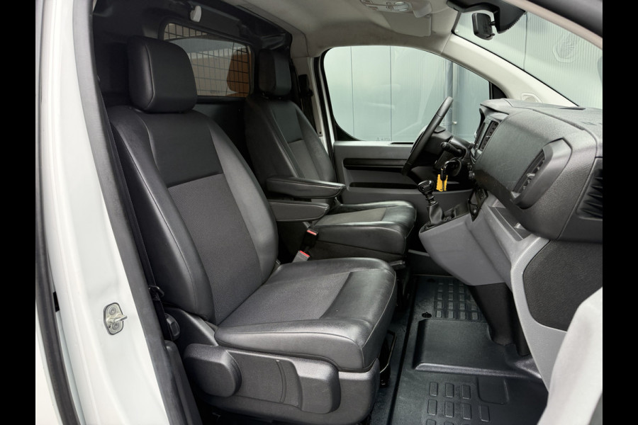 Peugeot Expert 2.0 BlueHDI 120 PK / L3H1 / 1e EIG. / AIRCO / CRUISE / NAVI / CAMERA / CARPLAY Peugeot Expert 2.0 BlueHDI 120 PK / L3H1 / 1e EIG. / AIRCO / CRUISE / NAVI / CAMERA / CARPLAY