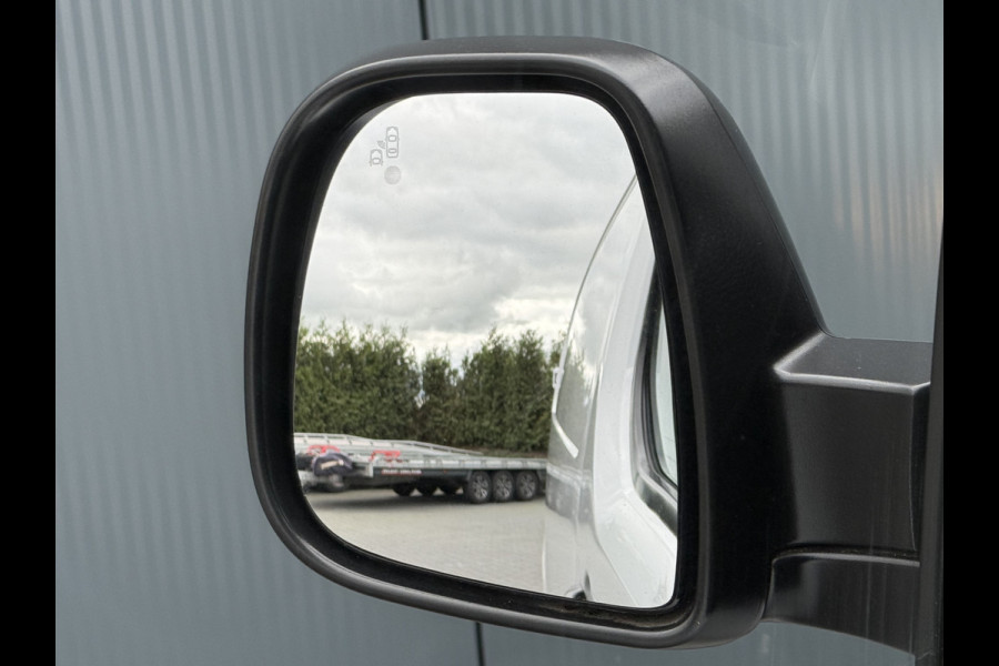 Peugeot Expert 2.0 BlueHDI 120 PK / L3H1 / 1e EIG. / AIRCO / CRUISE / NAVI / CAMERA / CARPLAY Peugeot Expert 2.0 BlueHDI 120 PK / L3H1 / 1e EIG. / AIRCO / CRUISE / NAVI / CAMERA / CARPLAY