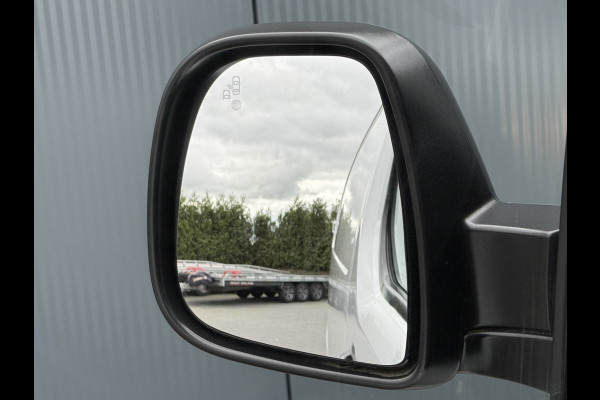 Peugeot Expert 2.0 BlueHDI 120 PK / L3H1 / 1e EIG. / AIRCO / CRUISE / NAVI / CAMERA / CARPLAY Peugeot Expert 2.0 BlueHDI 120 PK / L3H1 / 1e EIG. / AIRCO / CRUISE / NAVI / CAMERA / CARPLAY