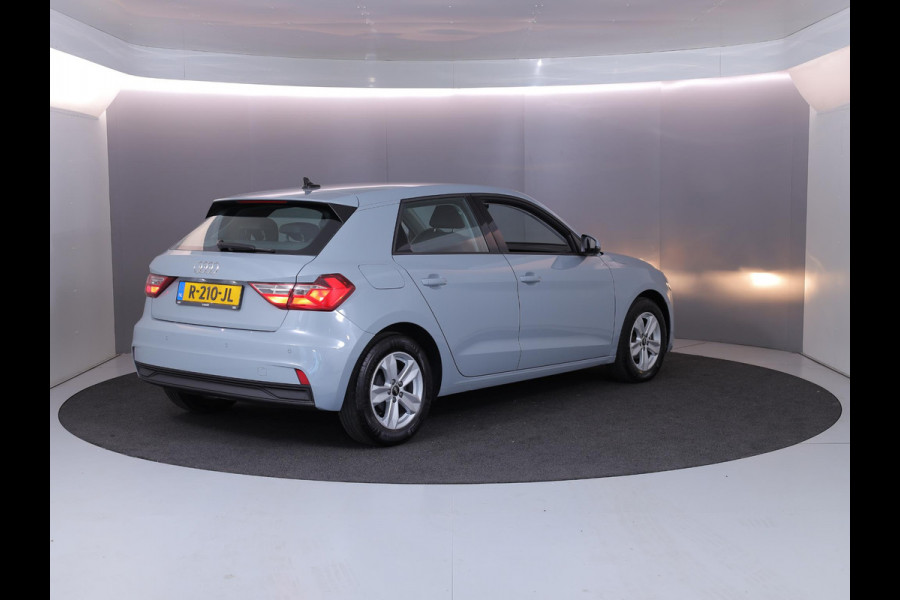 Audi A1 Sportback 25 TFSI Pro Line 95 pk | Navigatie | Parkeersensoren achter | Cruise control | Apple Carplay/Android Auto | Audi A1 Sportback 25 TFSI Pro Line 95 pk | Navigatie | Parkeersensoren achter | Cruise control | Apple Carplay/Android Auto |