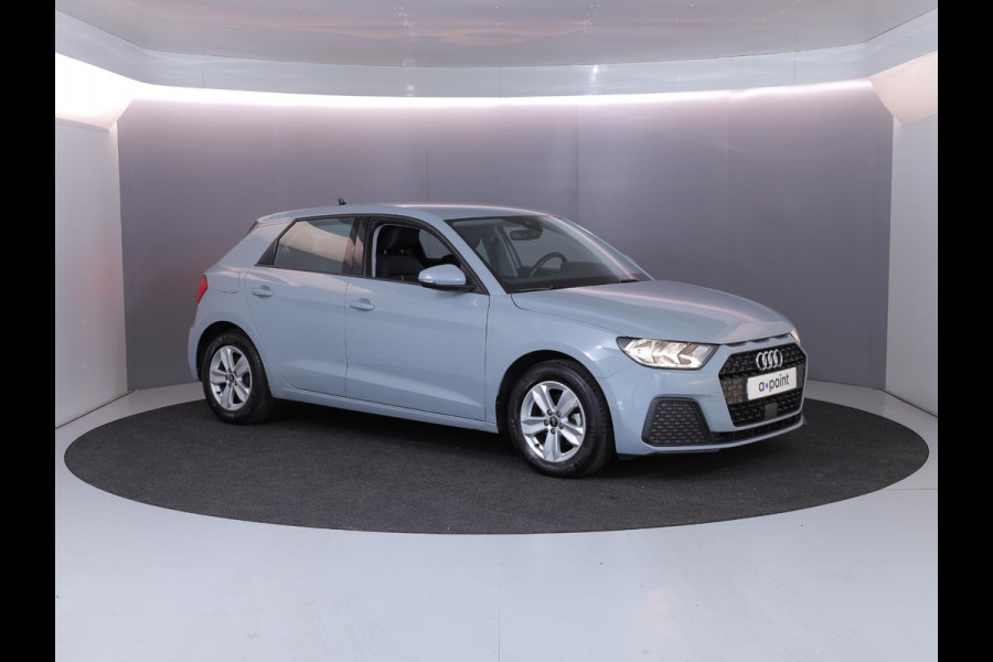 Audi A1 Sportback 25 TFSI Pro Line 95 pk | Navigatie | Parkeersensoren achter | Cruise control | Apple Carplay/Android Auto | Audi A1 Sportback 25 TFSI Pro Line 95 pk | Navigatie | Parkeersensoren achter | Cruise control | Apple Carplay/Android Auto |