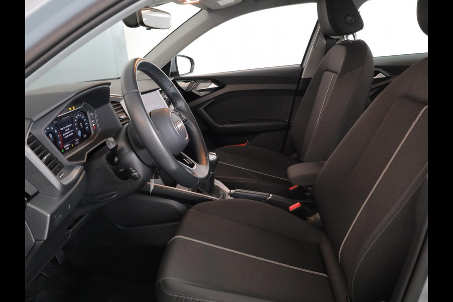Audi A1 Sportback 25 TFSI Pro Line 95 pk | Navigatie | Parkeersensoren achter | Cruise control | Apple Carplay/Android Auto | Audi A1 Sportback 25 TFSI Pro Line 95 pk | Navigatie | Parkeersensoren achter | Cruise control | Apple Carplay/Android Auto |