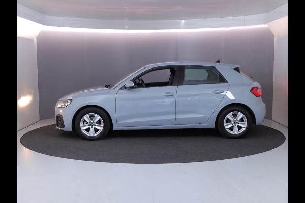 Audi A1 Sportback 25 TFSI Pro Line 95 pk | Navigatie | Parkeersensoren achter | Cruise control | Apple Carplay/Android Auto | Audi A1 Sportback 25 TFSI Pro Line 95 pk | Navigatie | Parkeersensoren achter | Cruise control | Apple Carplay/Android Auto |