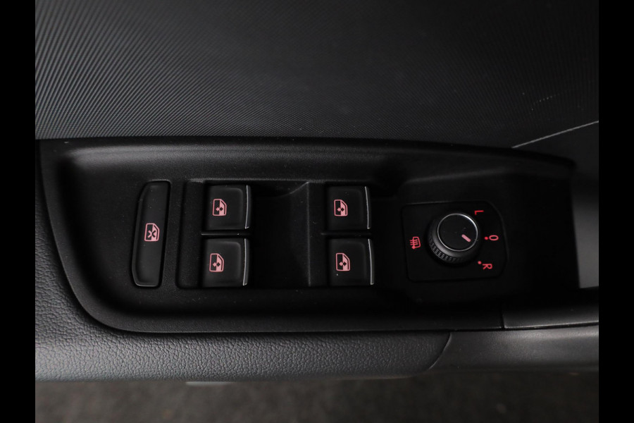 Audi A1 Sportback 25 TFSI Pro Line 95 pk | Navigatie | Parkeersensoren achter | Cruise control | Apple Carplay/Android Auto | Audi A1 Sportback 25 TFSI Pro Line 95 pk | Navigatie | Parkeersensoren achter | Cruise control | Apple Carplay/Android Auto |