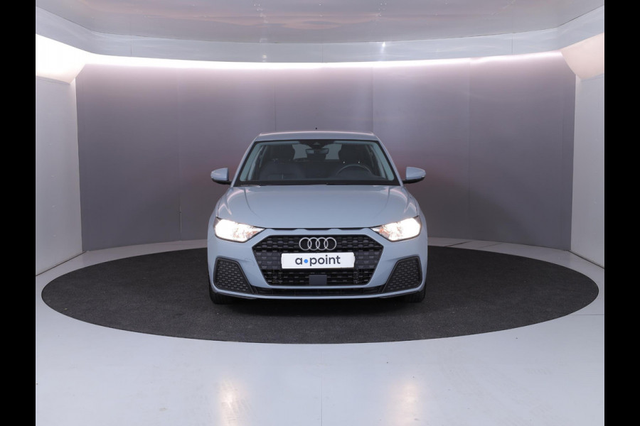 Audi A1 Sportback 25 TFSI Pro Line 95 pk | Navigatie | Parkeersensoren achter | Cruise control | Apple Carplay/Android Auto | Audi A1 Sportback 25 TFSI Pro Line 95 pk | Navigatie | Parkeersensoren achter | Cruise control | Apple Carplay/Android Auto |