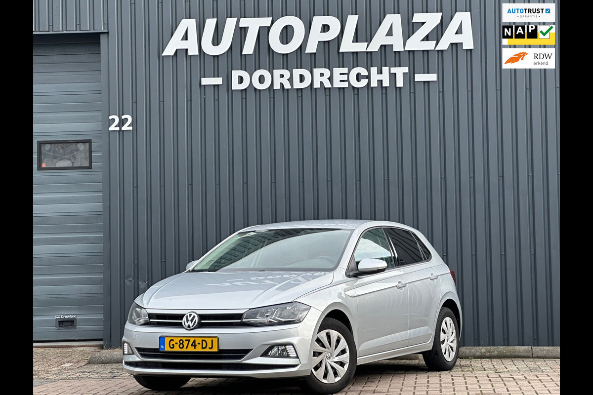 Volkswagen Polo 1.0 MPI Comfortline Volkswagen Polo 1.0 MPI Comfortline