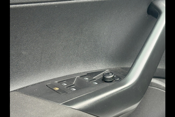 Volkswagen Polo 1.0 MPI Comfortline Volkswagen Polo 1.0 MPI Comfortline