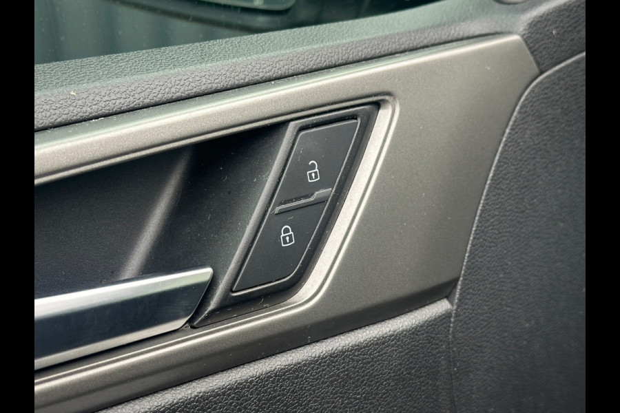 Volkswagen Polo 1.0 MPI Comfortline Volkswagen Polo 1.0 MPI Comfortline