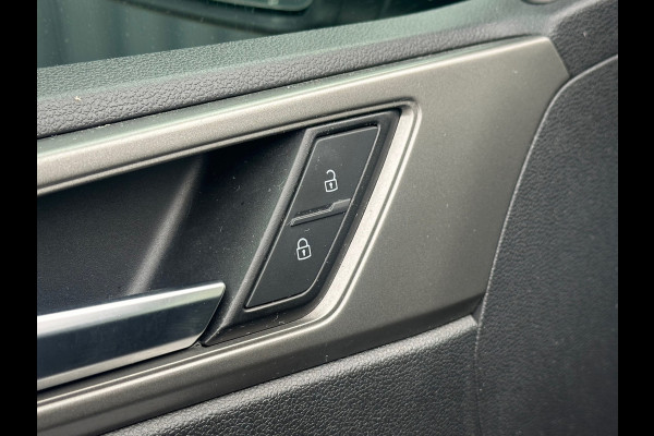 Volkswagen Polo 1.0 MPI Comfortline Volkswagen Polo 1.0 MPI Comfortline