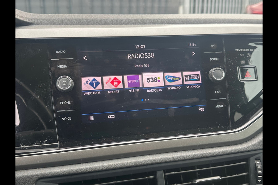 Volkswagen Polo 1.0 MPI Comfortline Volkswagen Polo 1.0 MPI Comfortline