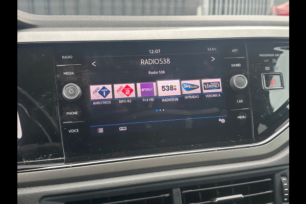 Volkswagen Polo 1.0 MPI Comfortline Volkswagen Polo 1.0 MPI Comfortline