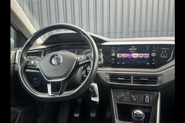 Volkswagen Polo 1.0 MPI Comfortline Volkswagen Polo 1.0 MPI Comfortline