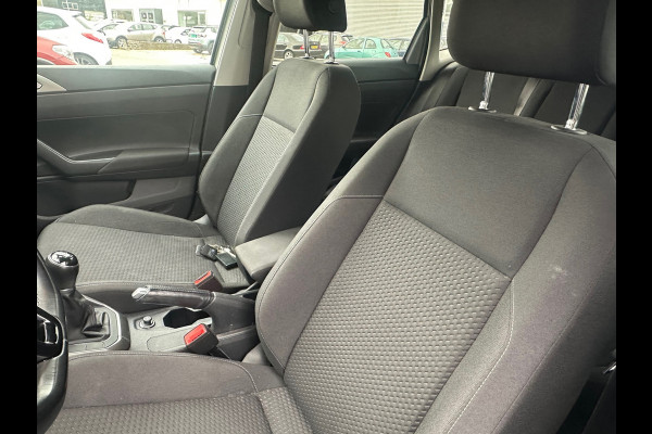 Volkswagen Polo 1.0 MPI Comfortline Volkswagen Polo 1.0 MPI Comfortline