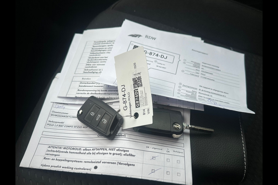 Volkswagen Polo 1.0 MPI Comfortline Volkswagen Polo 1.0 MPI Comfortline