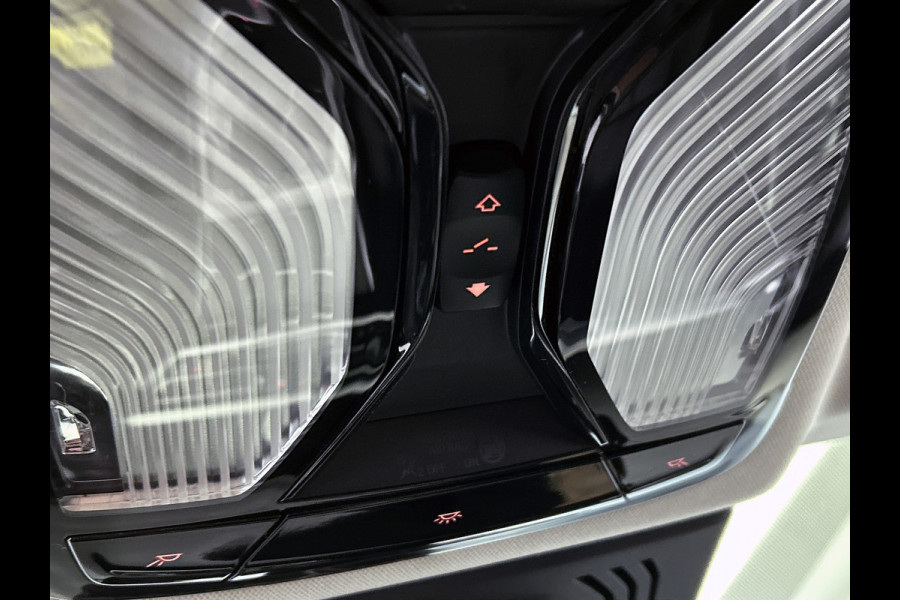 BMW 3-serie 320i M-sport xDrive High Executive(Panorama, StoelV, Carplay, Parkeersensoren, Navi, Camera, Adapt Cruise, Etc) BMW 3-serie 320i M-sport xDrive High Executive(Panorama, StoelV, Carplay, Parkeersensoren, Navi, Camera, Adapt Cruise, Etc)