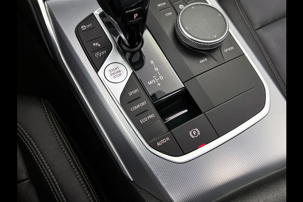 BMW 3-serie 320i M-sport xDrive High Executive(Panorama, StoelV, Carplay, Parkeersensoren, Navi, Camera, Adapt Cruise, Etc) BMW 3-serie 320i M-sport xDrive High Executive(Panorama, StoelV, Carplay, Parkeersensoren, Navi, Camera, Adapt Cruise, Etc)