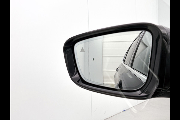 BMW 3-serie 320i M-sport xDrive High Executive(Panorama, StoelV, Carplay, Parkeersensoren, Navi, Camera, Adapt Cruise, Etc) BMW 3-serie 320i M-sport xDrive High Executive(Panorama, StoelV, Carplay, Parkeersensoren, Navi, Camera, Adapt Cruise, Etc)