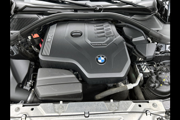 BMW 3-serie 320i M-sport xDrive High Executive(Panorama, StoelV, Carplay, Parkeersensoren, Navi, Camera, Adapt Cruise, Etc) BMW 3-serie 320i M-sport xDrive High Executive(Panorama, StoelV, Carplay, Parkeersensoren, Navi, Camera, Adapt Cruise, Etc)