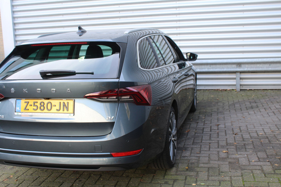 Škoda Octavia Combi 1.4 TSI 204pk iV PHEV Business Edition Plus Clima Cruise Navi Camera HUD 19"LMV El. Klep Škoda Octavia Combi 1.4 TSI 204pk iV PHEV Business Edition Plus Clima Cruise Navi Camera HUD 19"LMV El. Klep