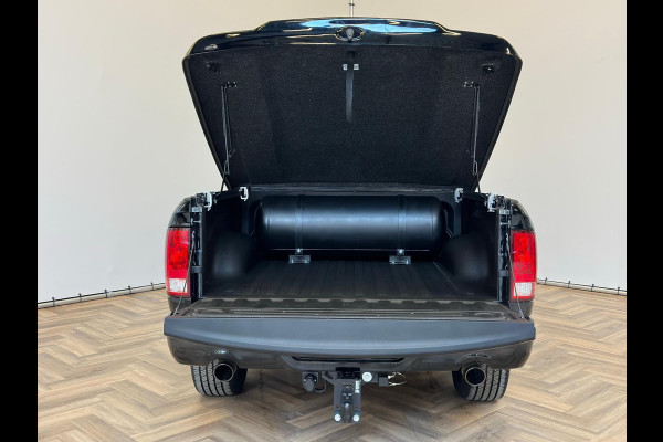 Dodge Ram 1500 CLASSIC 5.7 HEMI |6-PERS|NAP |NIEUWE AUTO |INRUIL MOGELIJK |DEALER ONDERHOUDEN