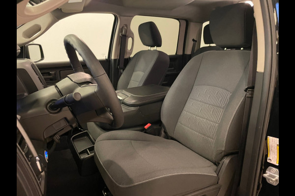 Dodge Ram 1500 CLASSIC 5.7 HEMI |6-PERS|NAP |NIEUWE AUTO |INRUIL MOGELIJK |DEALER ONDERHOUDEN