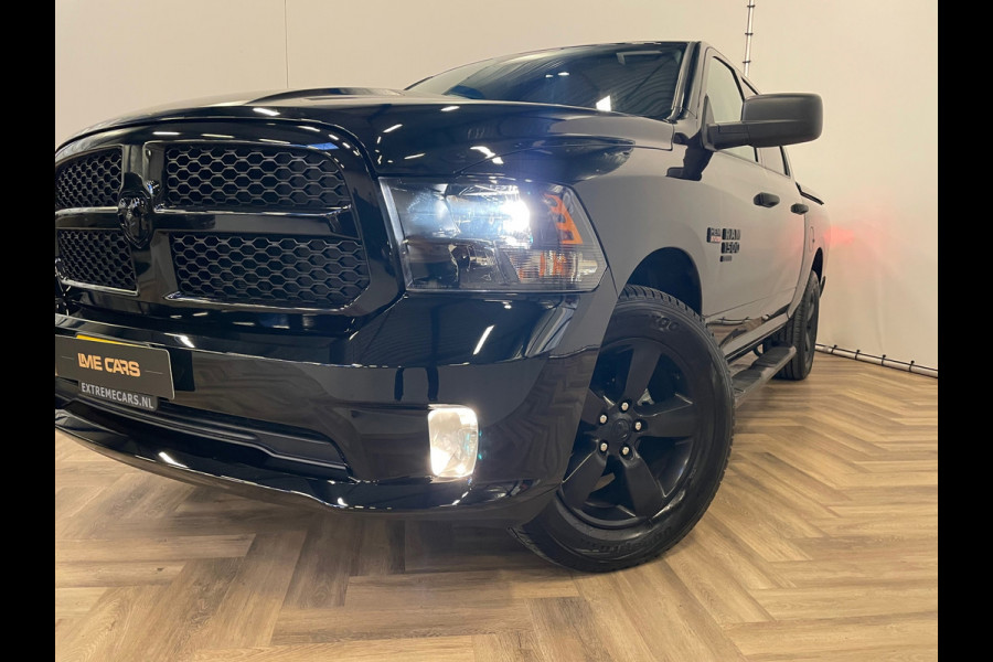 Dodge Ram 1500 CLASSIC 5.7 HEMI |6-PERS|NAP |NIEUWE AUTO |INRUIL MOGELIJK |DEALER ONDERHOUDEN