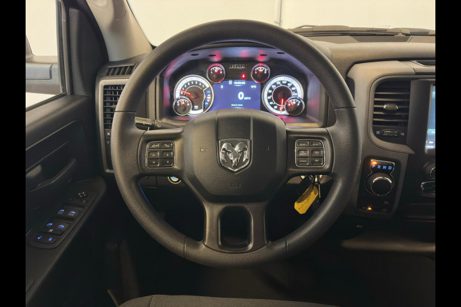 Dodge Ram 1500 CLASSIC 5.7 HEMI |6-PERS|NAP |NIEUWE AUTO |INRUIL MOGELIJK |DEALER ONDERHOUDEN