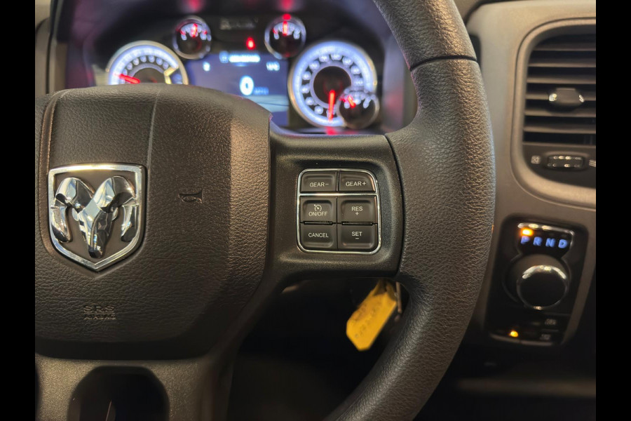 Dodge Ram 1500 CLASSIC 5.7 HEMI |6-PERS|NAP |NIEUWE AUTO |INRUIL MOGELIJK |DEALER ONDERHOUDEN