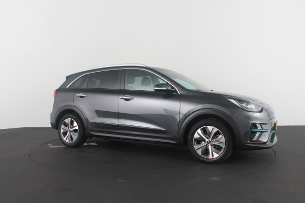 Kia e-Niro ExecutiveLine 64 kWh Leer/3-fase/schuifdak/JBL Audio