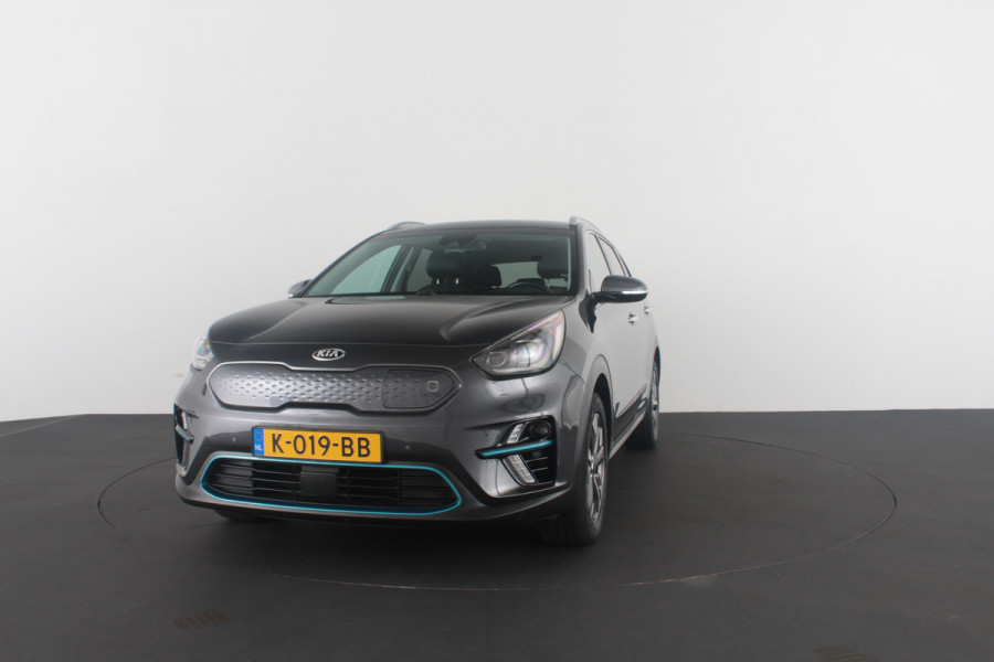 Kia e-Niro ExecutiveLine 64 kWh Leer/3-fase/schuifdak/JBL Audio