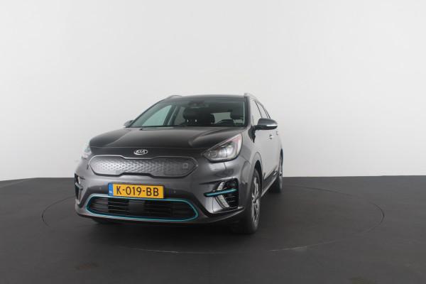 Kia e-Niro ExecutiveLine 64 kWh Leer/3-fase/schuifdak/JBL Audio