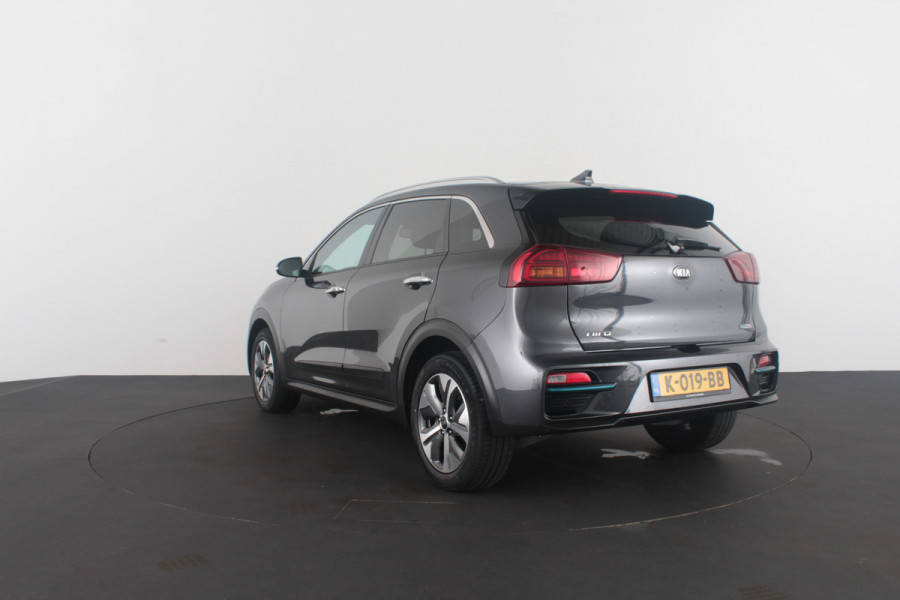 Kia e-Niro ExecutiveLine 64 kWh Leer/3-fase/schuifdak/JBL Audio