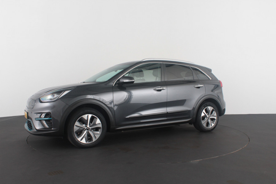 Kia e-Niro ExecutiveLine 64 kWh Leer/3-fase/schuifdak/JBL Audio