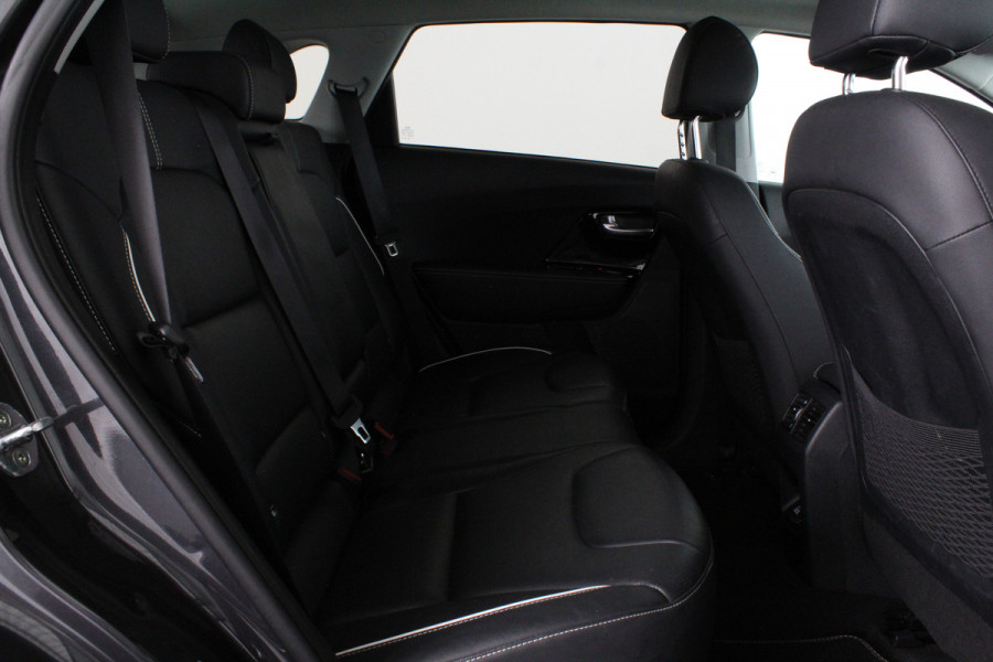 Kia e-Niro ExecutiveLine 64 kWh Leer/3-fase/schuifdak/JBL Audio