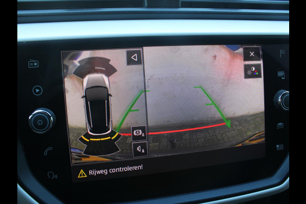 Seat Arona 1.0 TSI Xcellence Business Intense | 115 PK | NAVIGATIE | TREKHAAK | ACHTERUITRIJCAMERA |