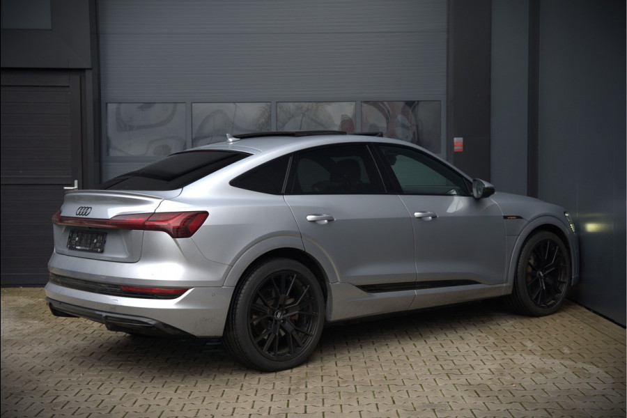 Audi e-tron Sportback 50 quattro S edition 71 kWh | S-Line | Black Edition | Panoramadak | Memory Seats | Luchtvering | Adaptive Cruise Control | Apple Carplay | Keyless | Matrix LED | Leder | Stoelverwarming | NAP | Audi e-tron Sportback 50 quattro S edition 71 kWh | S-Line | Black Edition | Panoramadak | Memory Seats | Luchtvering | Adaptive Cruise Control | Apple Carplay | Keyless | Matrix LED | Leder | Stoelverwarming | NAP |