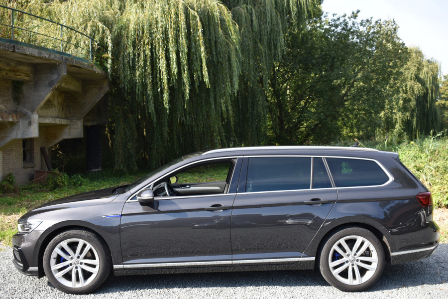 Volkswagen Passat Variant 218PK DSG HYBRID GTE BUSINESS TREKHAAK/IQ-LIGHT/VIRTUAL/LEDER