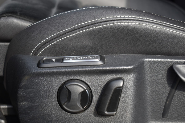 Volkswagen Passat Variant 218PK DSG HYBRID GTE BUSINESS TREKHAAK/IQ-LIGHT/VIRTUAL/LEDER