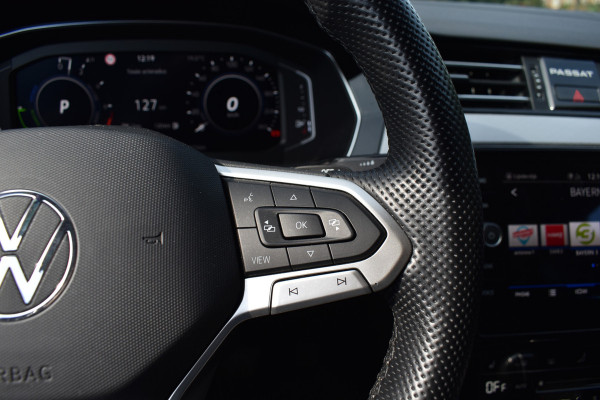 Volkswagen Passat Variant 218PK DSG HYBRID GTE BUSINESS TREKHAAK/IQ-LIGHT/VIRTUAL/LEDER