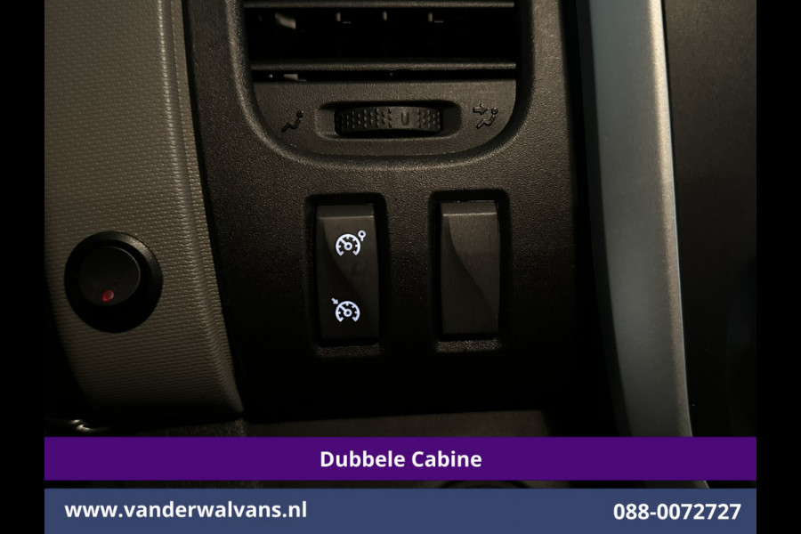 Renault Trafic 1.6 dCi 122pk inrichting L1H1 Dubbele cabine Euro6 Airco | 6-Zits | Navigatie Trekhaak, Cruisecontrol, Parkeersensoren, Bijrijdersbank