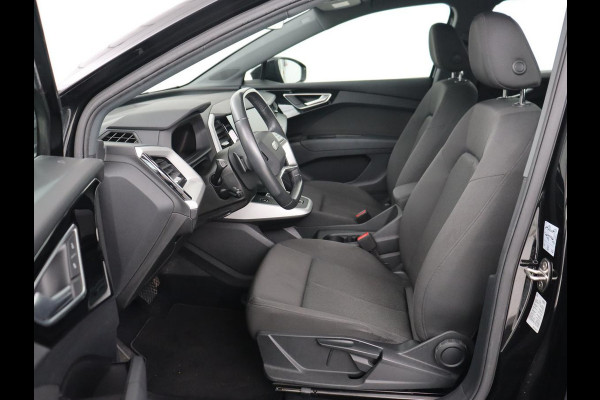 Audi Q4 e-tron 40 Launch Edition 77 kWh | Trekhaak | Warmtepomp | Stoelverwarming | Adaptive cruise | Camera | Carplay | Navigatie | Full LED | Virtual Cockpit