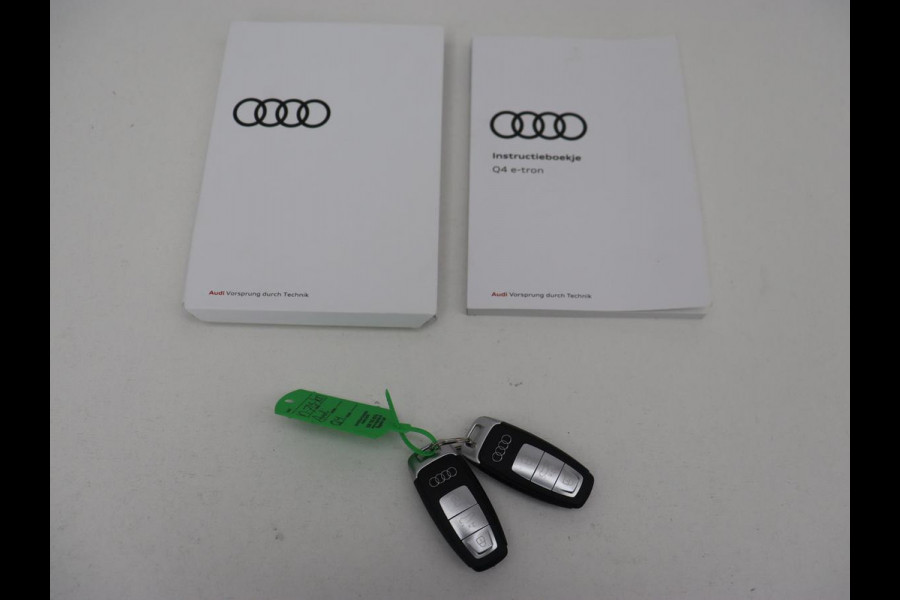 Audi Q4 e-tron 40 Launch Edition 77 kWh | Trekhaak | Warmtepomp | Stoelverwarming | Adaptive cruise | Camera | Carplay | Navigatie | Full LED | Virtual Cockpit