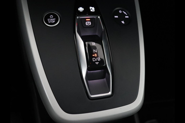Audi Q4 e-tron 40 Launch Edition 77 kWh | Trekhaak | Warmtepomp | Stoelverwarming | Adaptive cruise | Camera | Carplay | Navigatie | Full LED | Virtual Cockpit