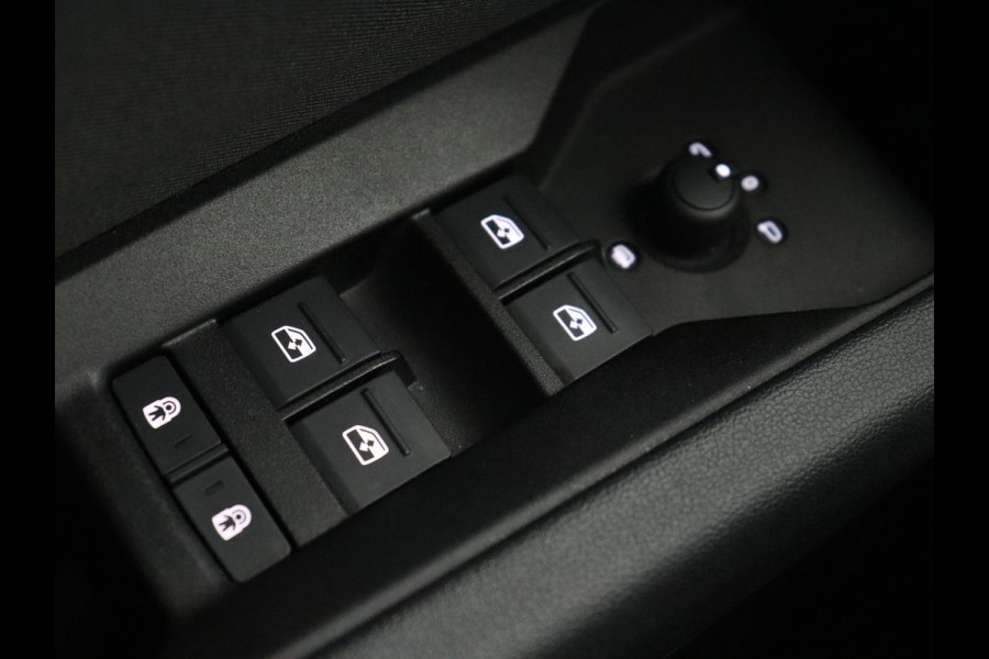 Audi Q4 e-tron 40 Launch Edition 77 kWh | Trekhaak | Warmtepomp | Stoelverwarming | Adaptive cruise | Camera | Carplay | Navigatie | Full LED | Virtual Cockpit