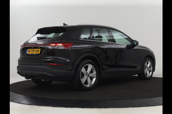 Audi Q4 e-tron 40 Launch Edition 77 kWh | Trekhaak | Warmtepomp | Stoelverwarming | Adaptive cruise | Camera | Carplay | Navigatie | Full LED | Virtual Cockpit