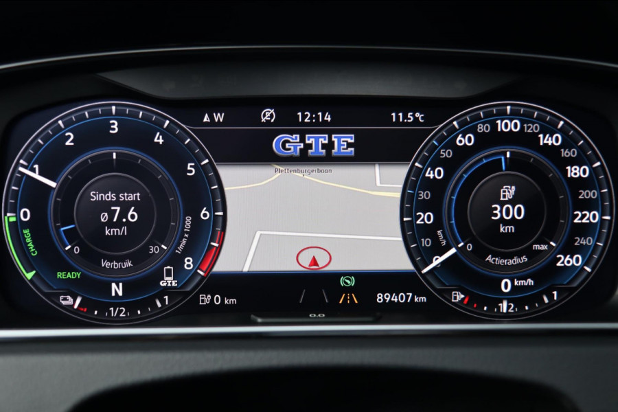 Volkswagen Golf 1.4 TSI PHEV GTE / PANODAK / KEYLESS / ACC / CAMERA / DODEHOEK Volkswagen Golf 1.4 TSI PHEV GTE / PANODAK / KEYLESS / ACC / CAMERA / DODEHOEK