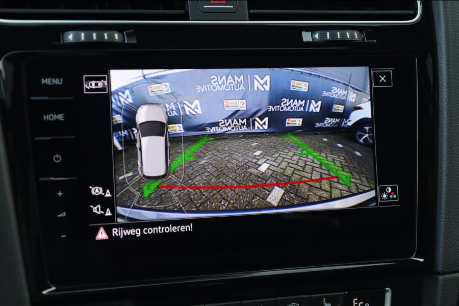 Volkswagen Golf 1.4 TSI PHEV GTE / PANODAK / KEYLESS / ACC / CAMERA / DODEHOEK Volkswagen Golf 1.4 TSI PHEV GTE / PANODAK / KEYLESS / ACC / CAMERA / DODEHOEK