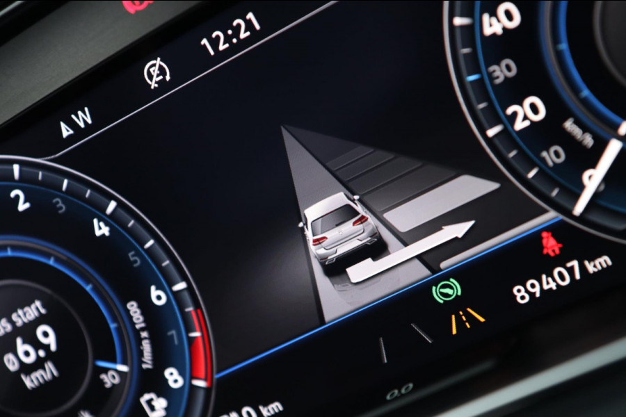 Volkswagen Golf 1.4 TSI PHEV GTE / PANODAK / KEYLESS / ACC / CAMERA / DODEHOEK Volkswagen Golf 1.4 TSI PHEV GTE / PANODAK / KEYLESS / ACC / CAMERA / DODEHOEK